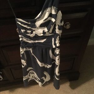 Blue and white dress tie sexy but classy,